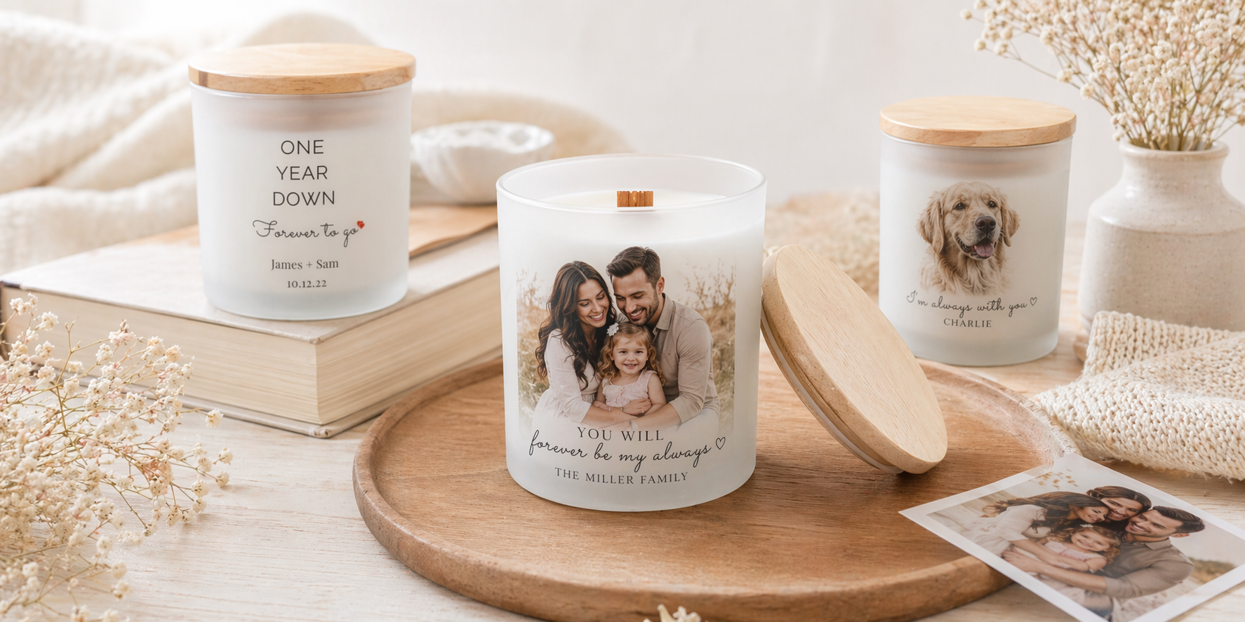 Little Piece Candle homepage hero with personalized candles in frosted glass jars and light beech wood lids.
